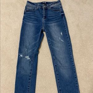 Women’s Wide Cut Mom Jeans